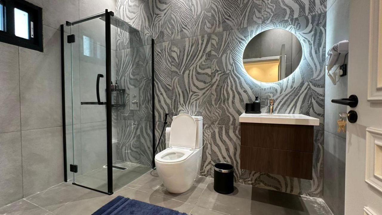 V Hotel In 帕杰 外观 照片