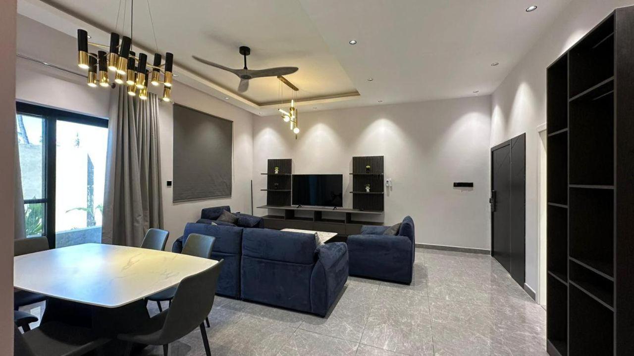 V Hotel In 帕杰 外观 照片